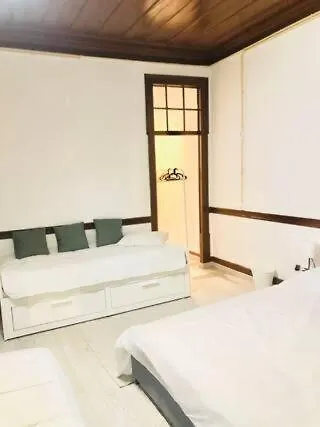 Private 102 In Da Fonte Hostel Figueira da Foz